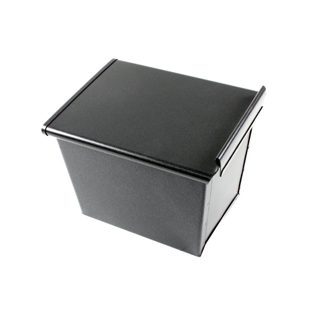 Bread tin with lid best sale